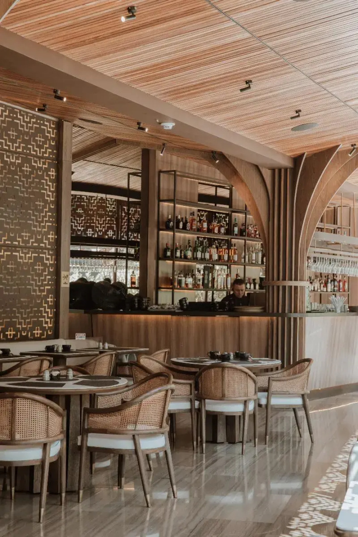 Photo - Binn Hotel