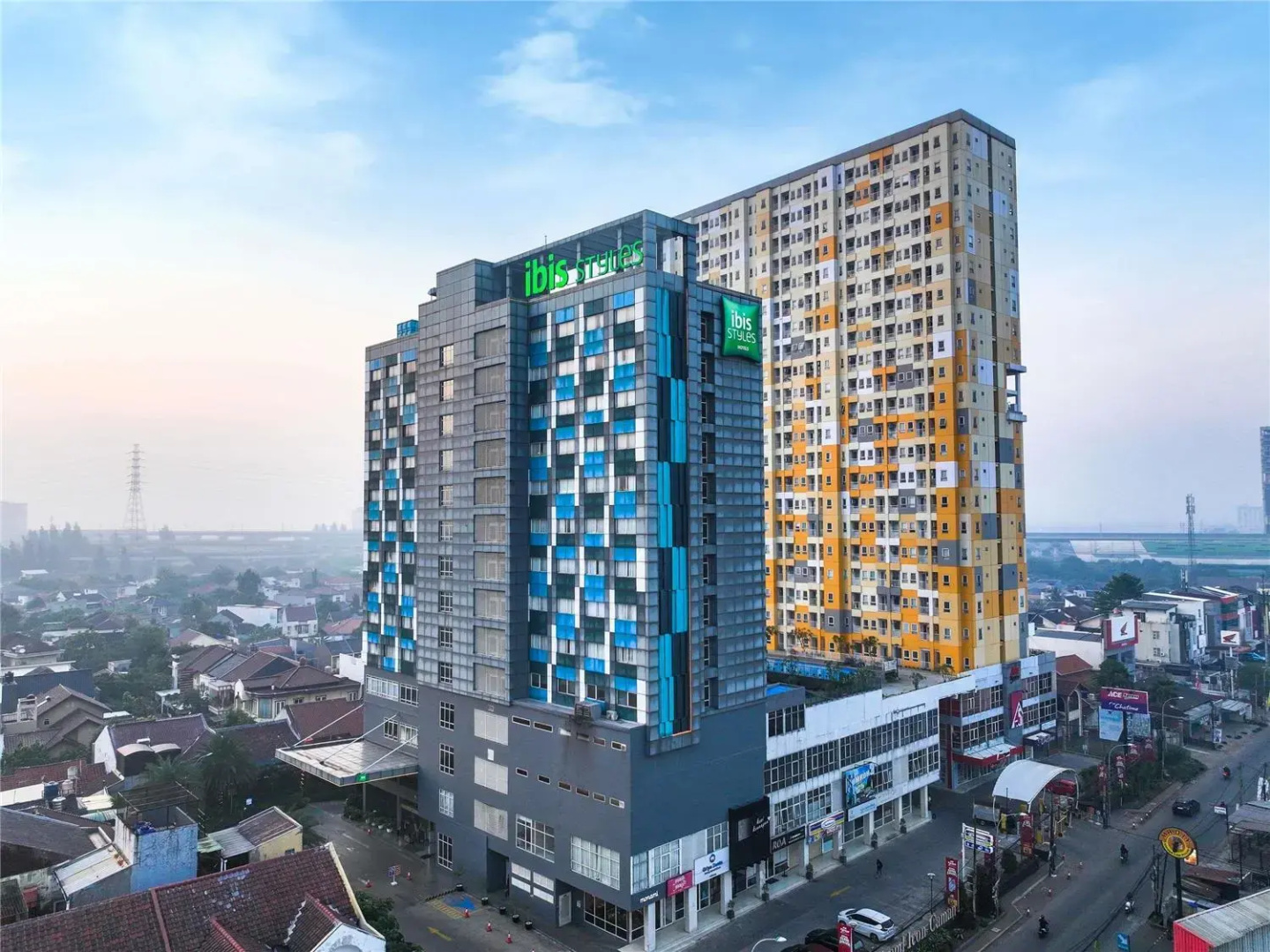 Foto - ibis Styles Bekasi Jatibening