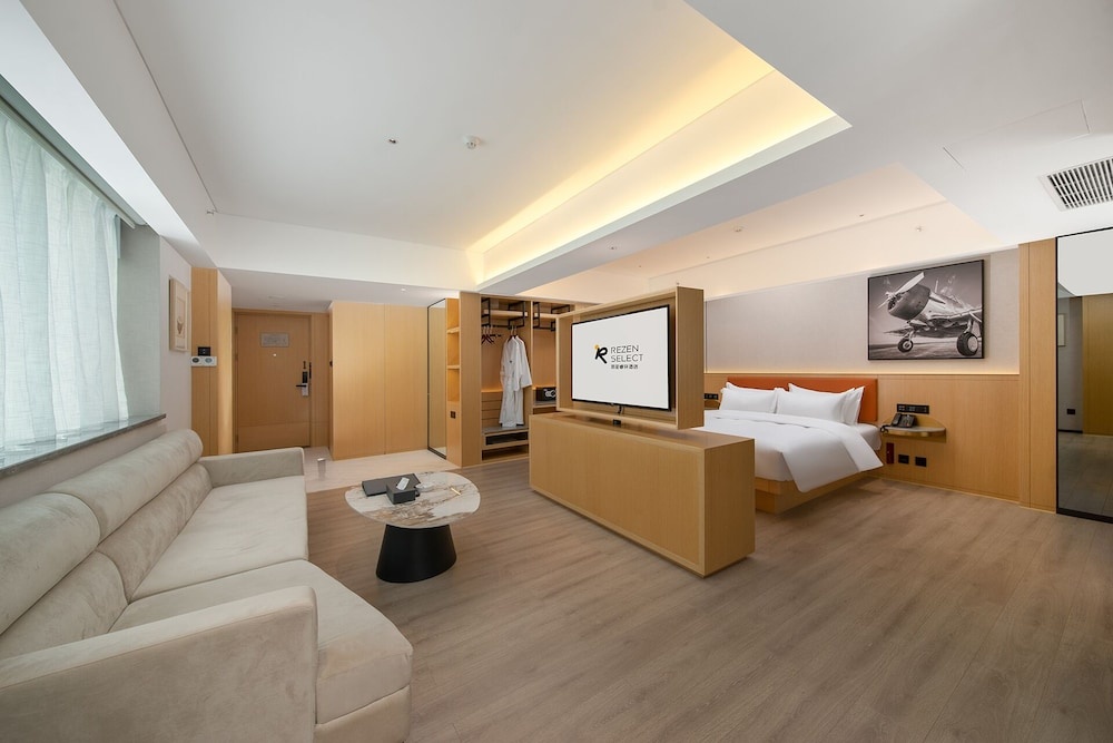 Guangzhou Baiyun Airport Rezen Select Hotel