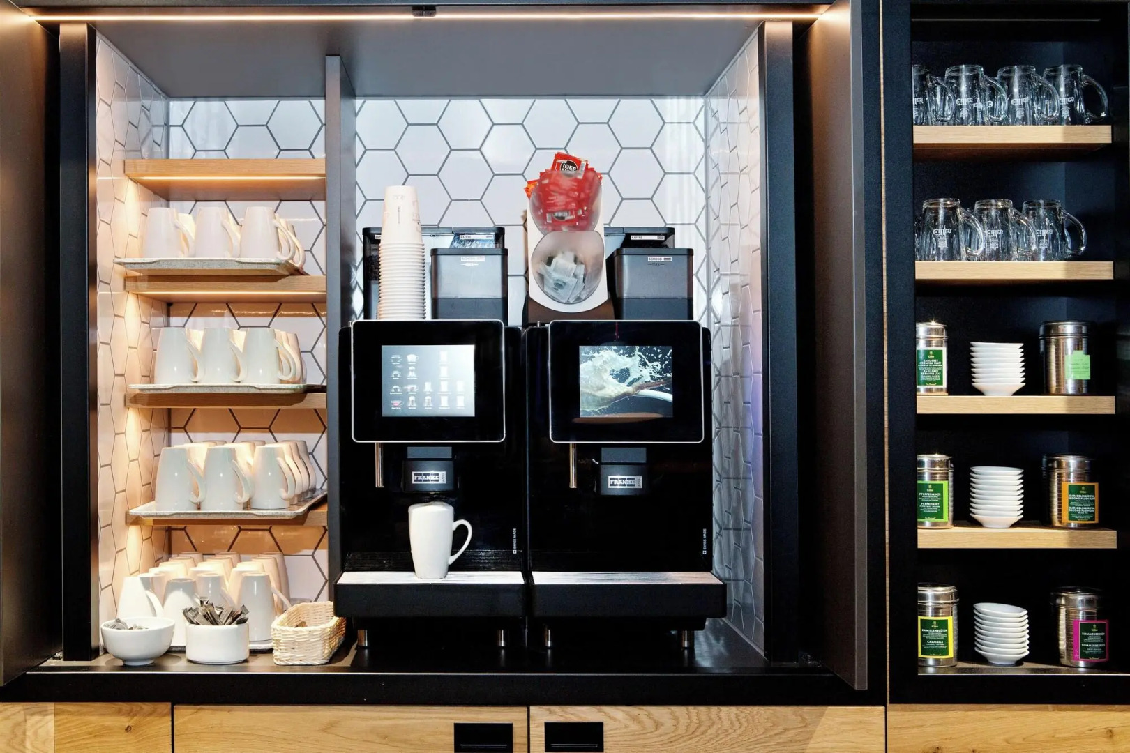 Photo - Moxy Vienna City East