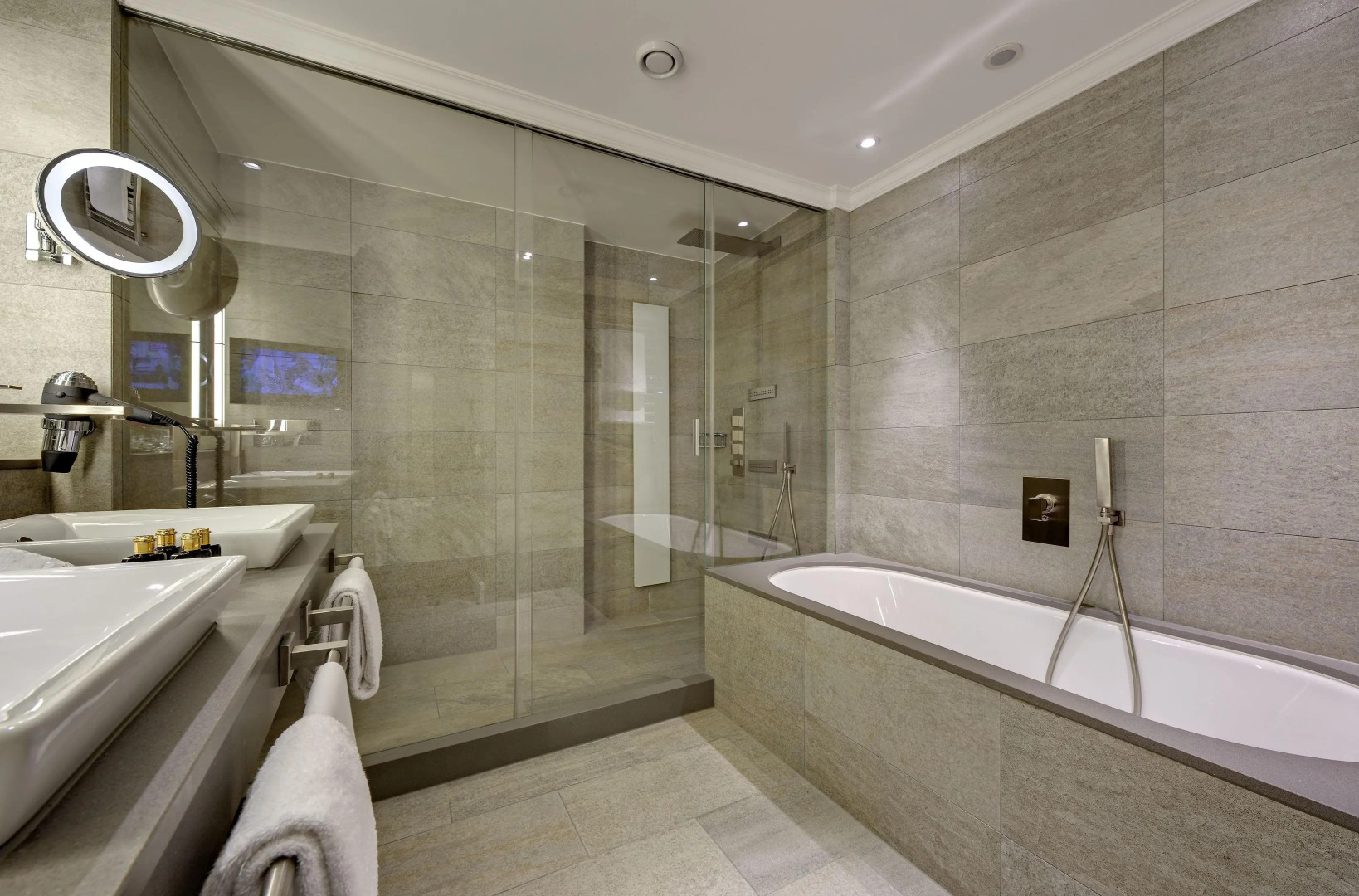 Foto - Hotel Schweizerhof Zürich