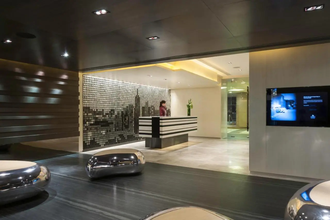 Photo - Gateway Hotel