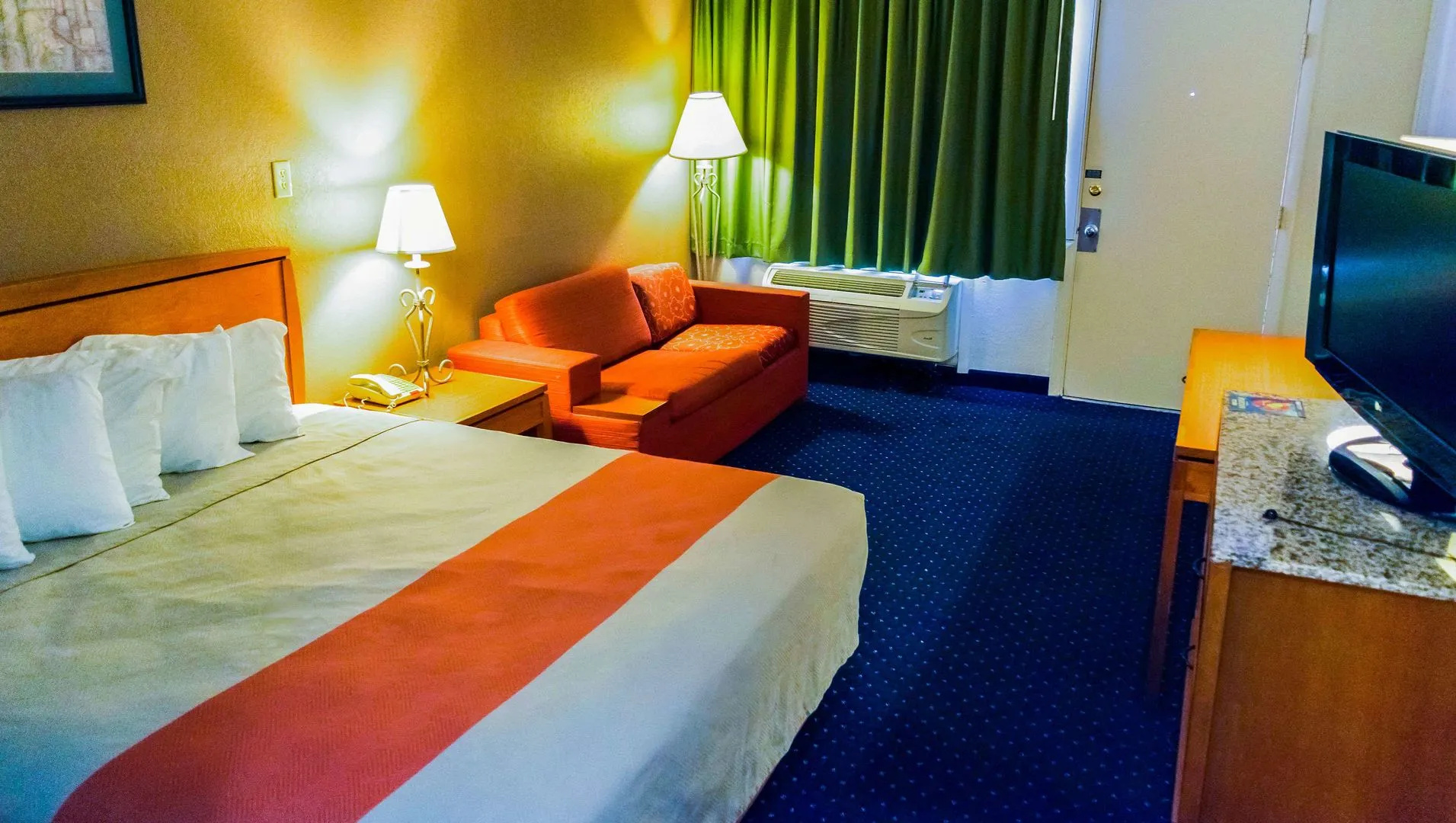 Foto - Express Inn Newport News