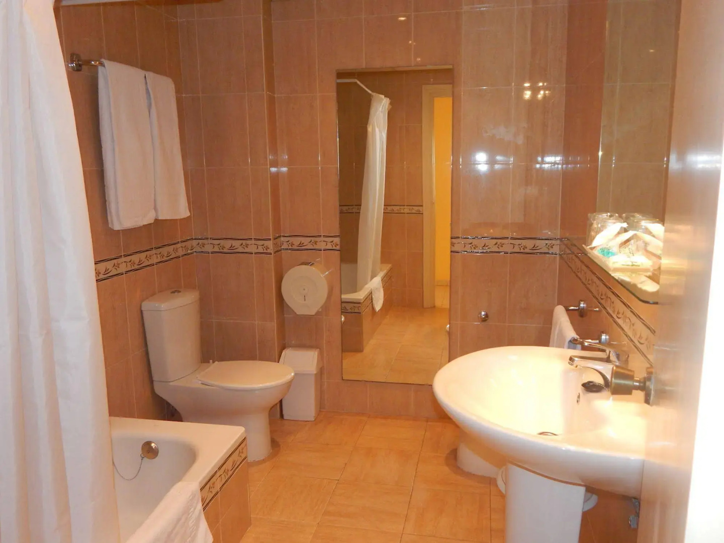 Foto - Hotel Don Diego by Ĥ