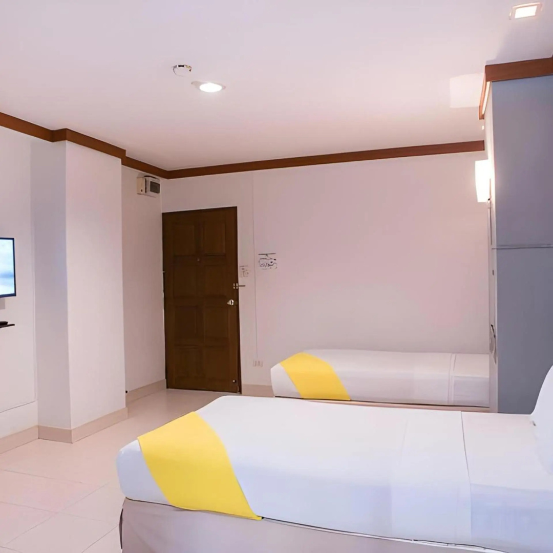Photo - Collection O Howard Square Boutique Hotel