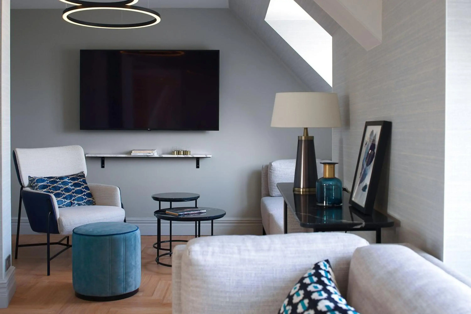 Photo - Aqua Hotel & Suites