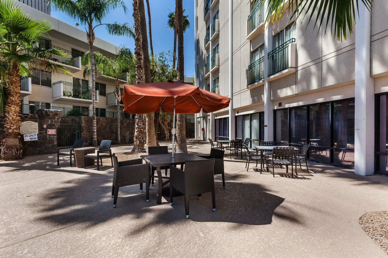 Photo - DoubleTree by Hilton Phoenix Midtown
