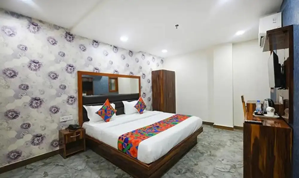 Foto - FabHotel Mona Continental - Nr Laxmi Nagar IT Hub