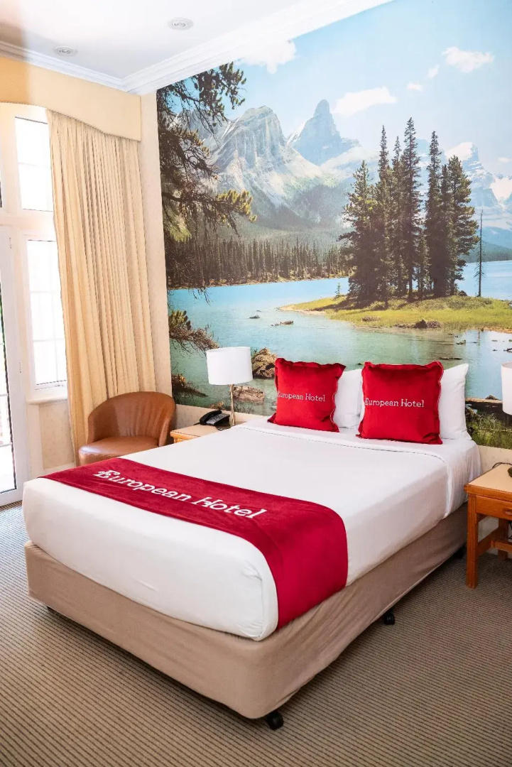 Photo - European Hotel