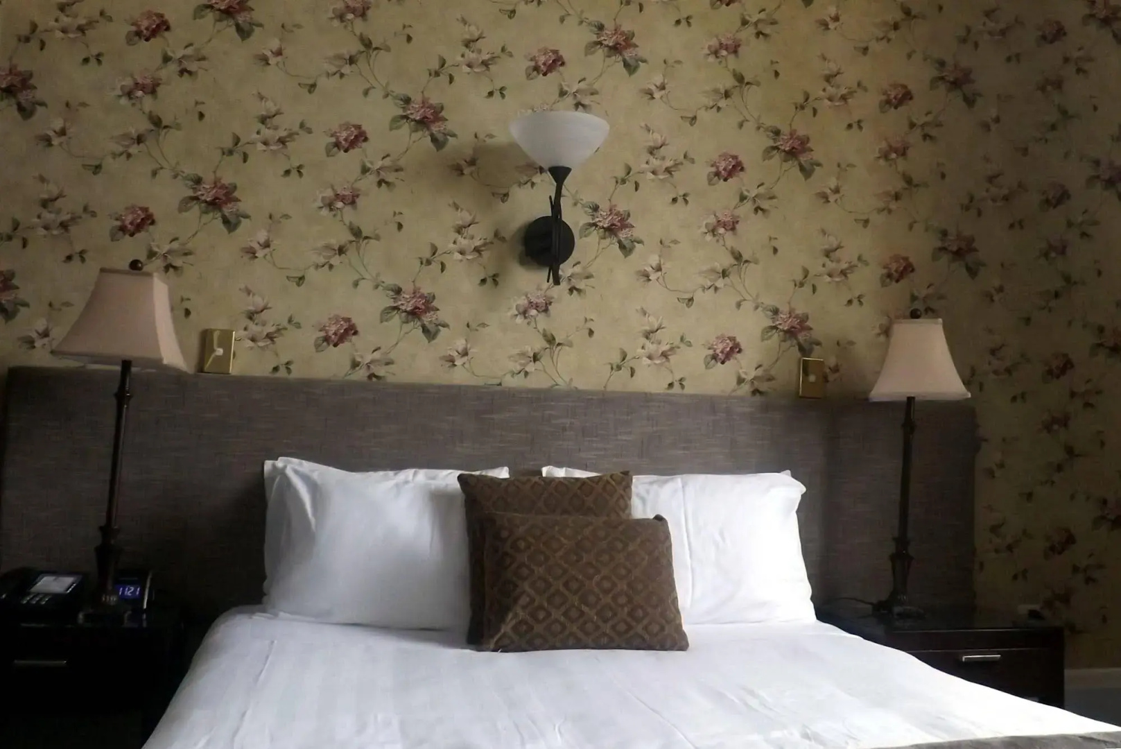 Photo - The Esplanade Hotel