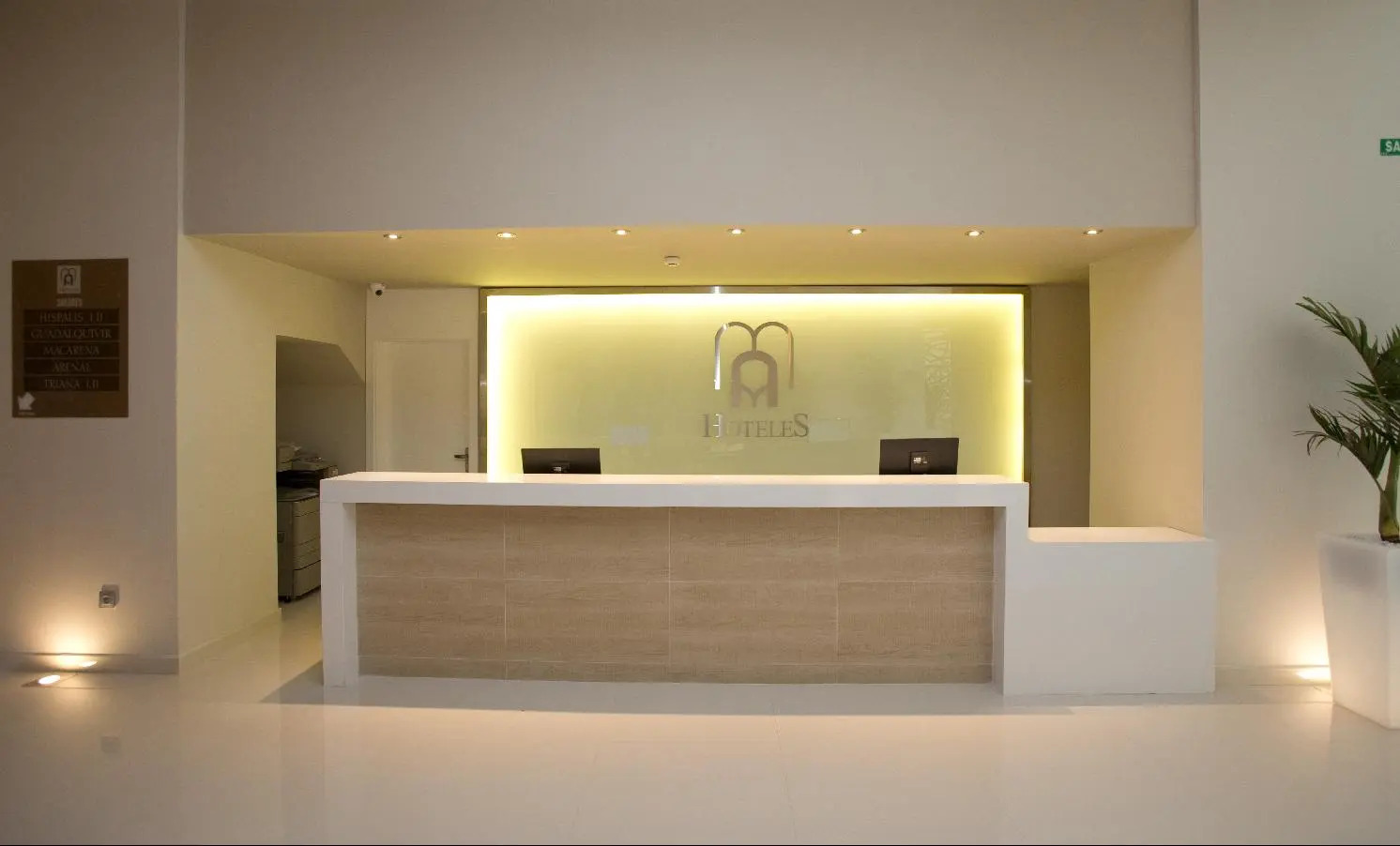 Photo - M.A. Hotel Sevilla Congresos