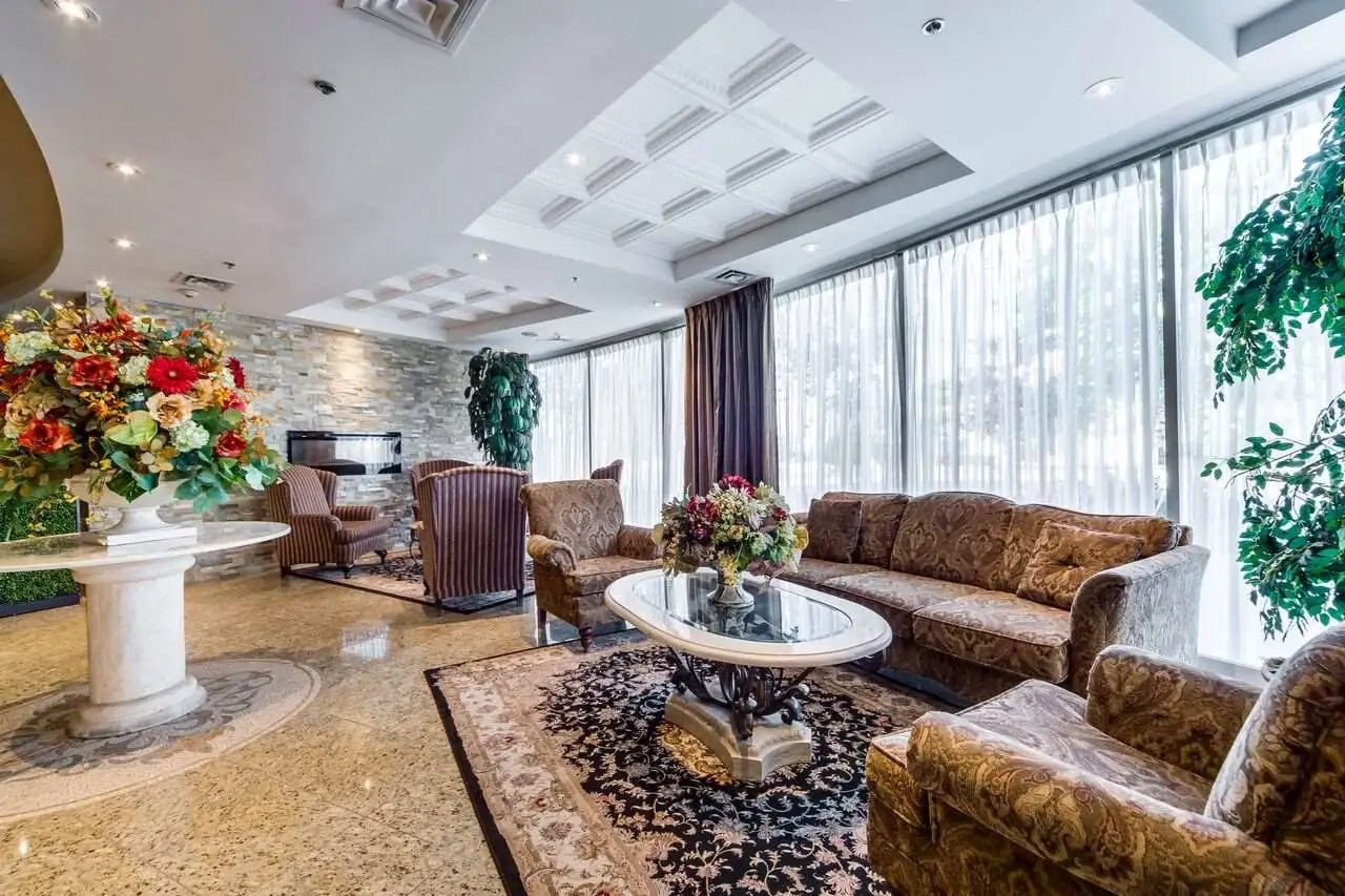 Foto - Monte Carlo Inn Airport Suites