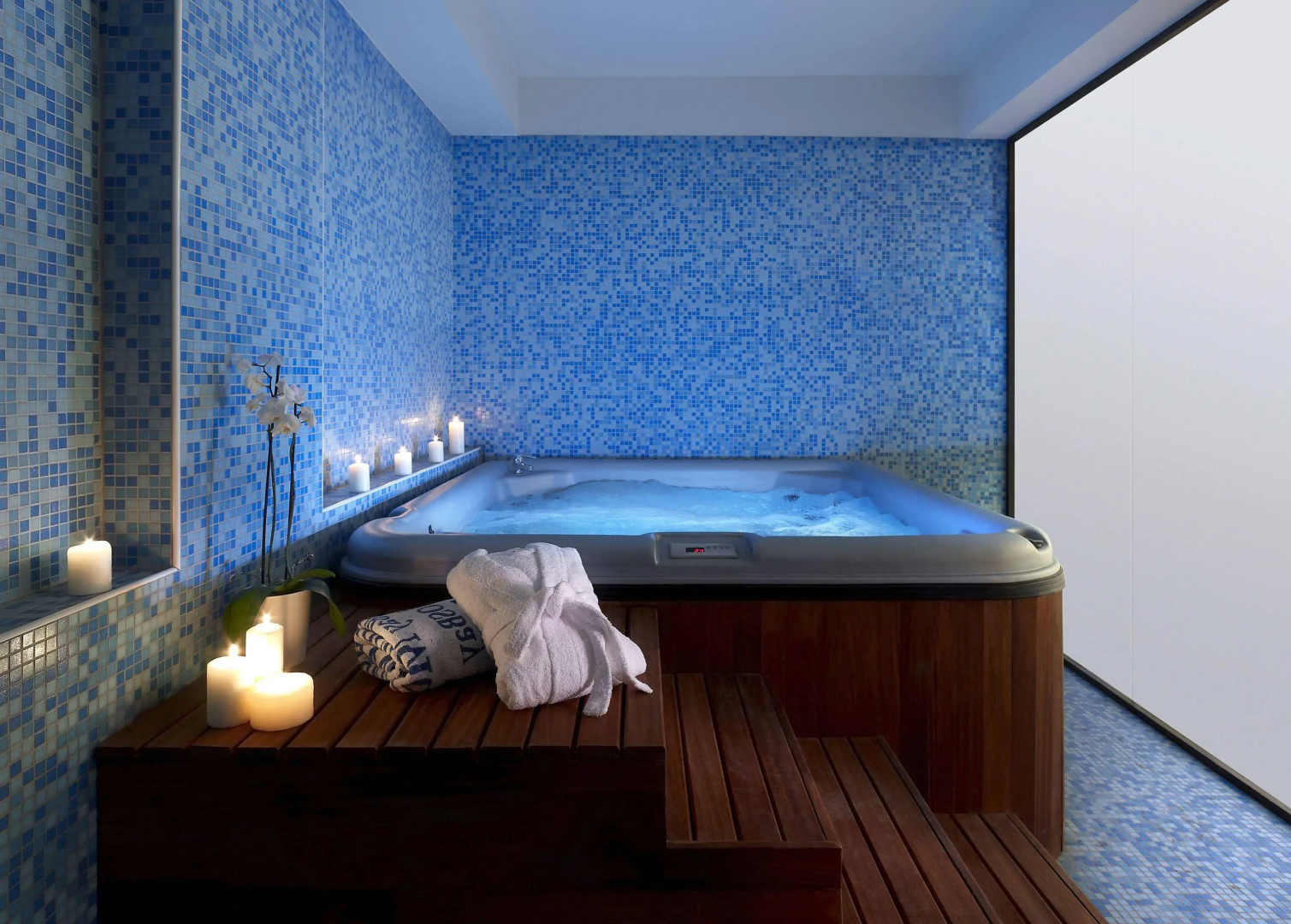 Photo - Molos Bay Hotel