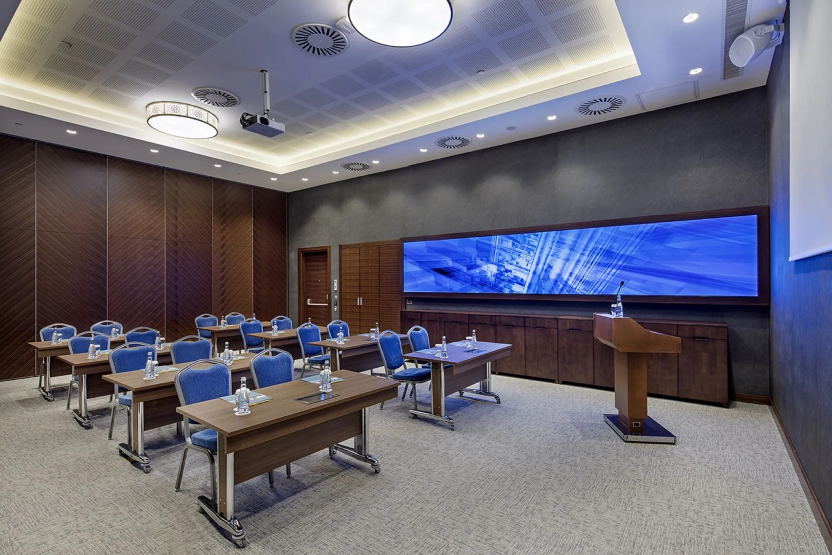Foto - Hilton Garden Inn Izmir Bayrakli