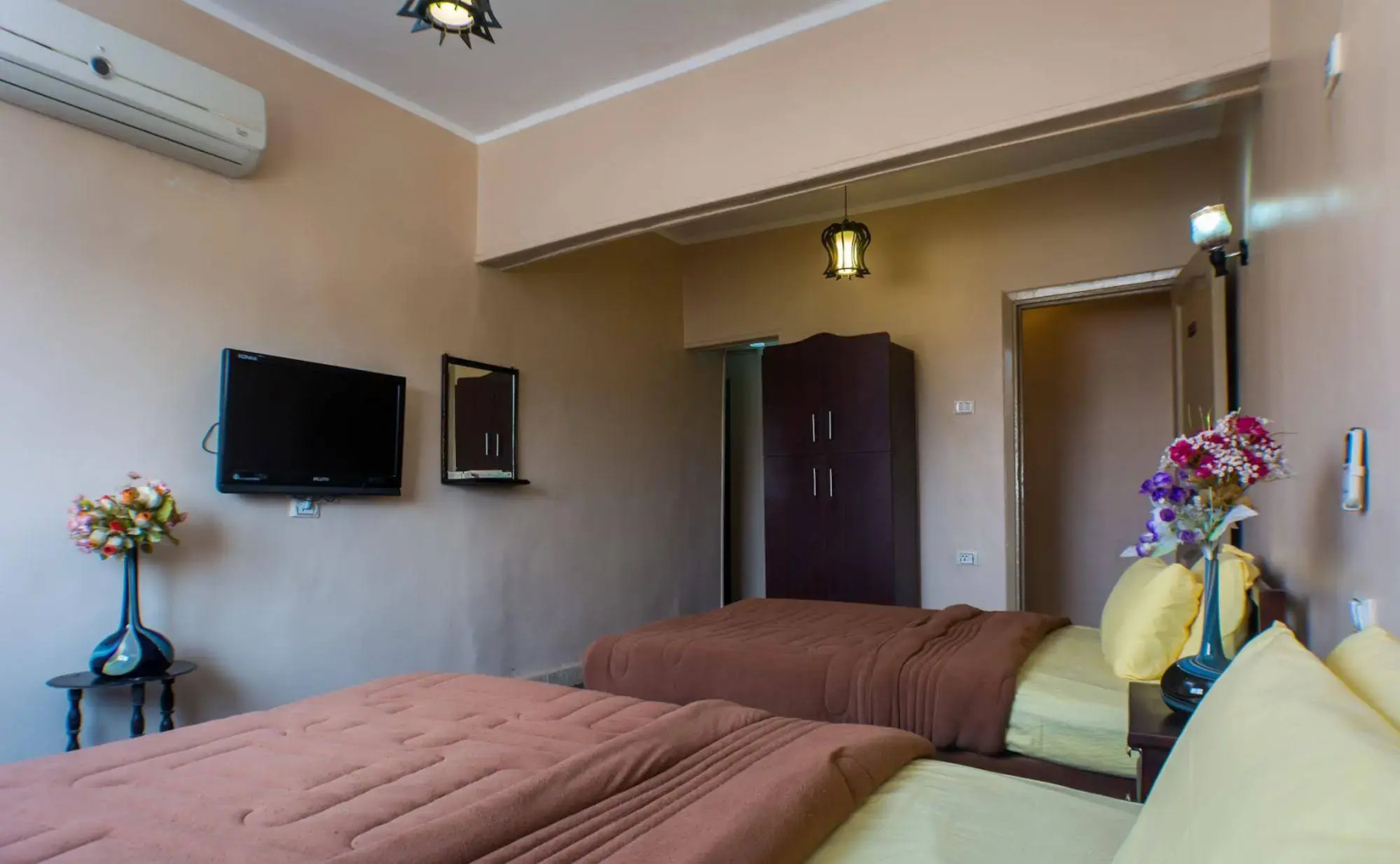 Photo - Pyramids view inn