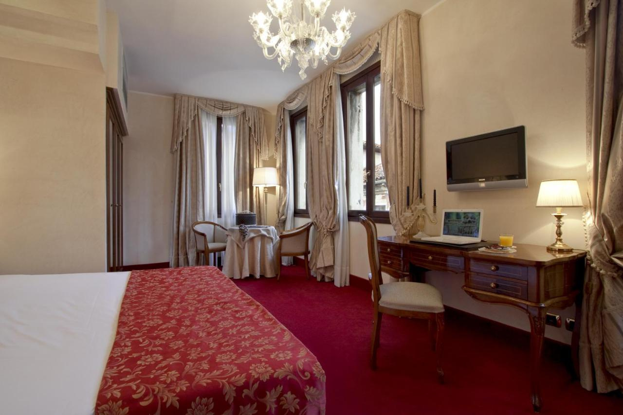 Photo - Hotel Al ponte dei sospiri