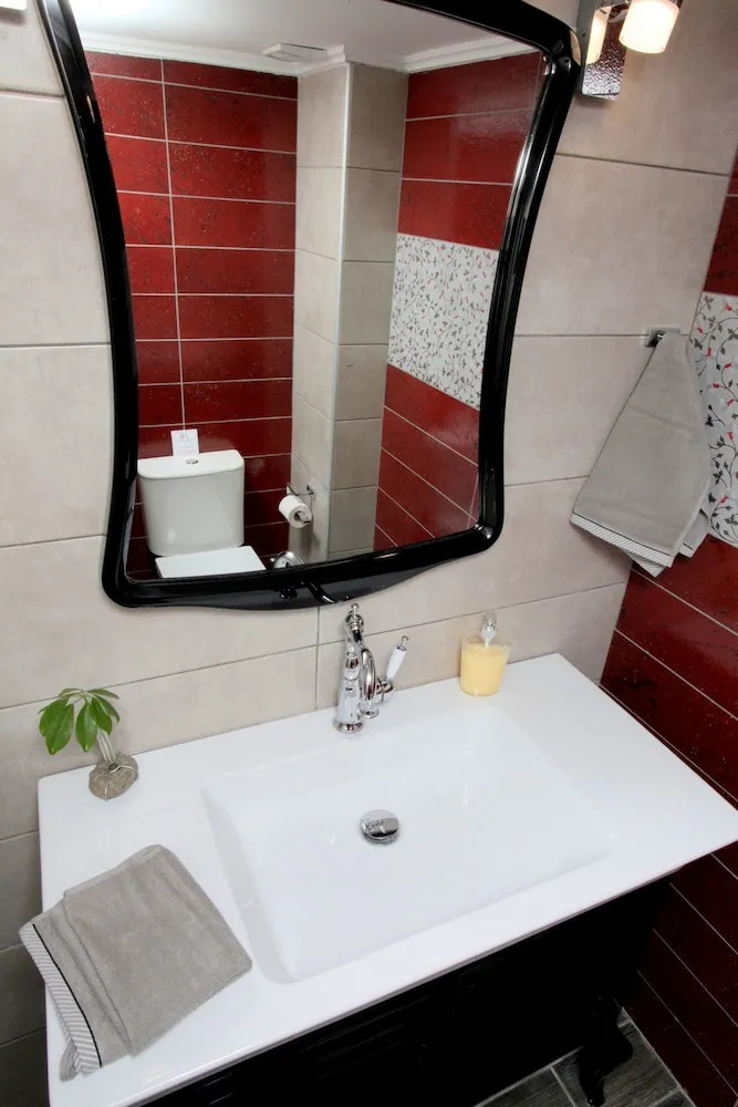 Photo - Athenian Niche in Plaka Villa by Athenian Homes