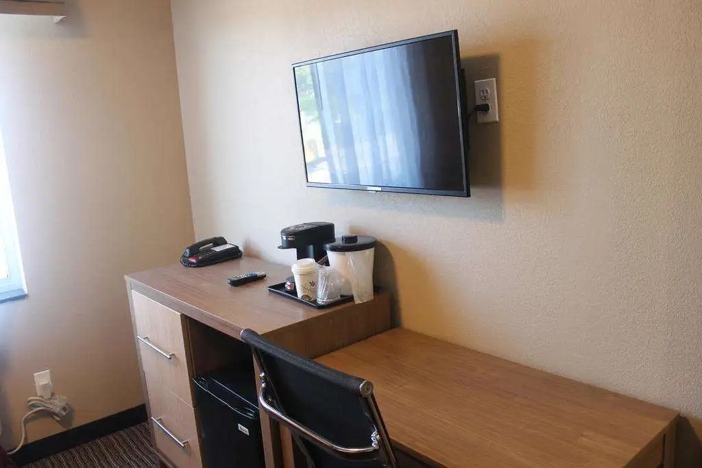 Photo - Days Inn by Wyndham Brooklyn Borough Park