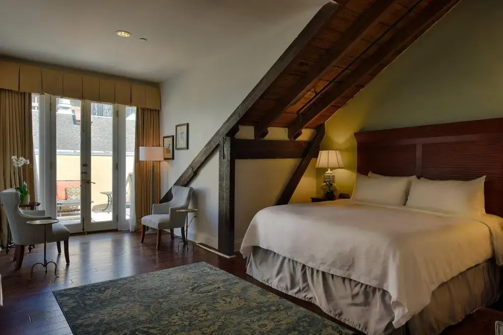 Photo - voco St James Hotel by IHG