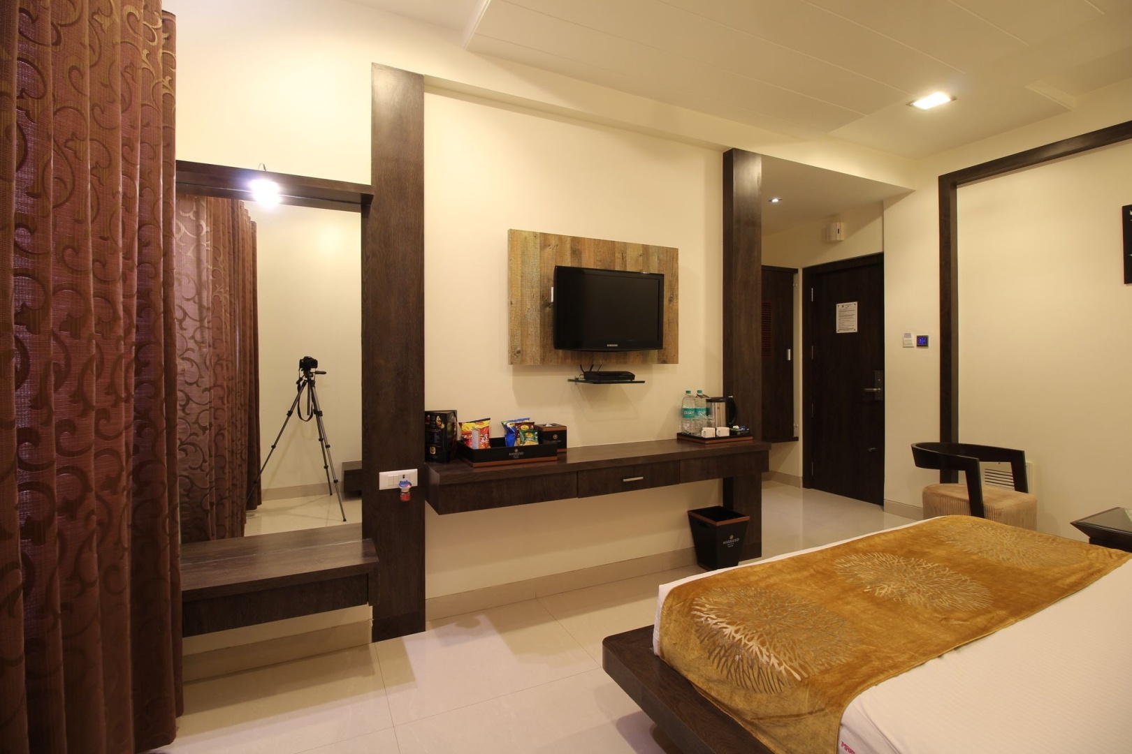 Marigold- Newly Renovated Hotel