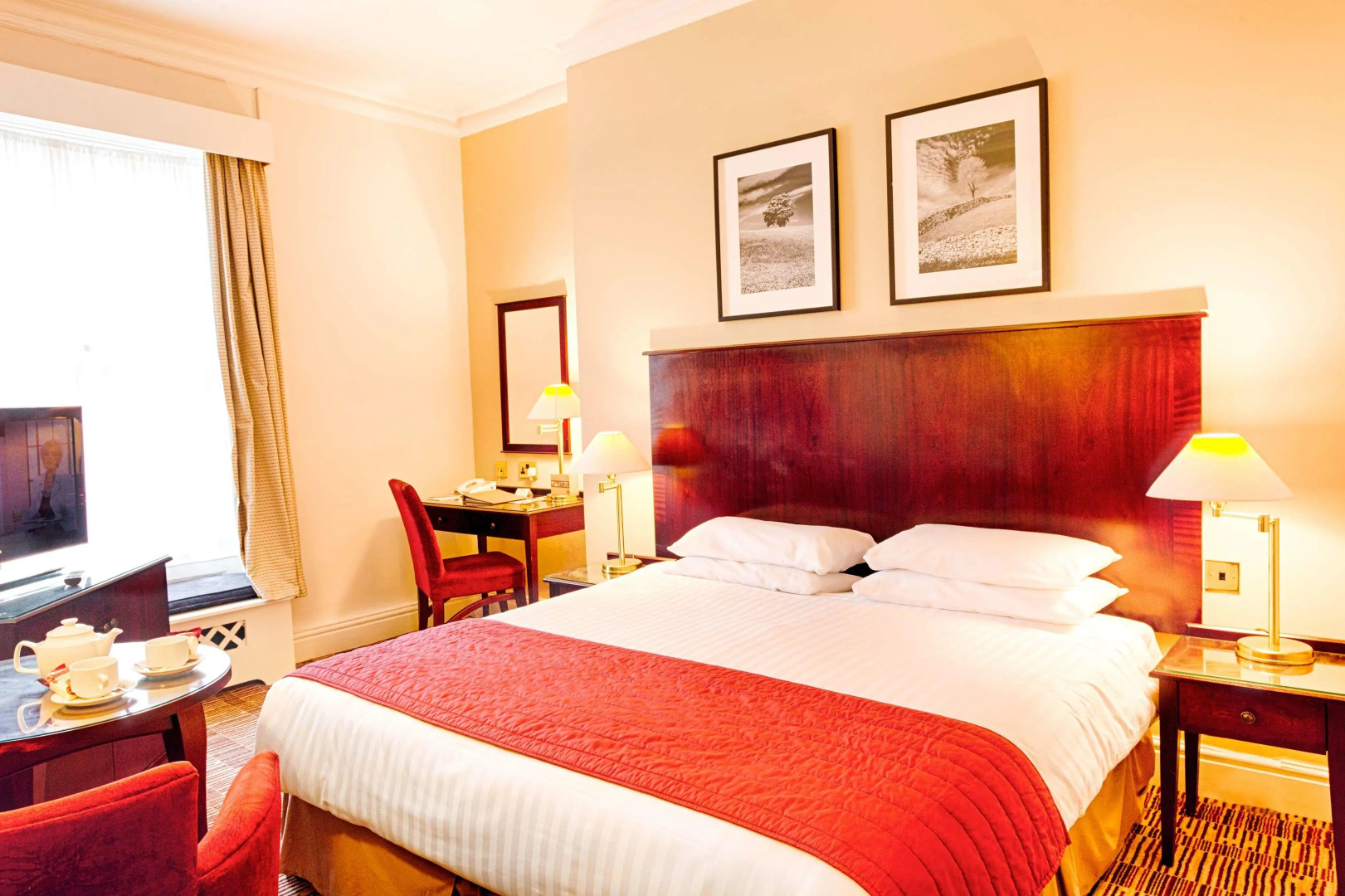 Photo - Classic Lodges The Old Swan Hotel