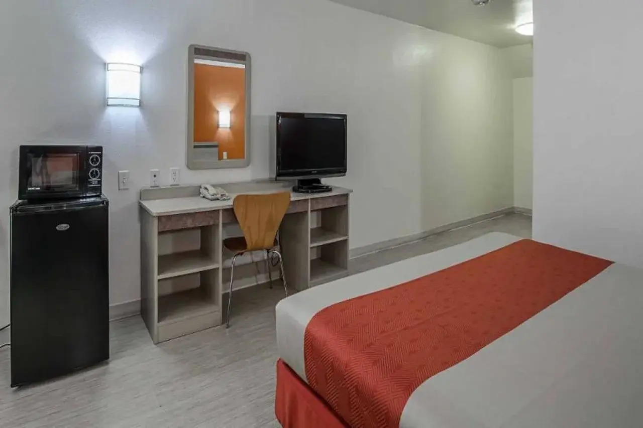 Photo - Motel 6-Pasadena, TX