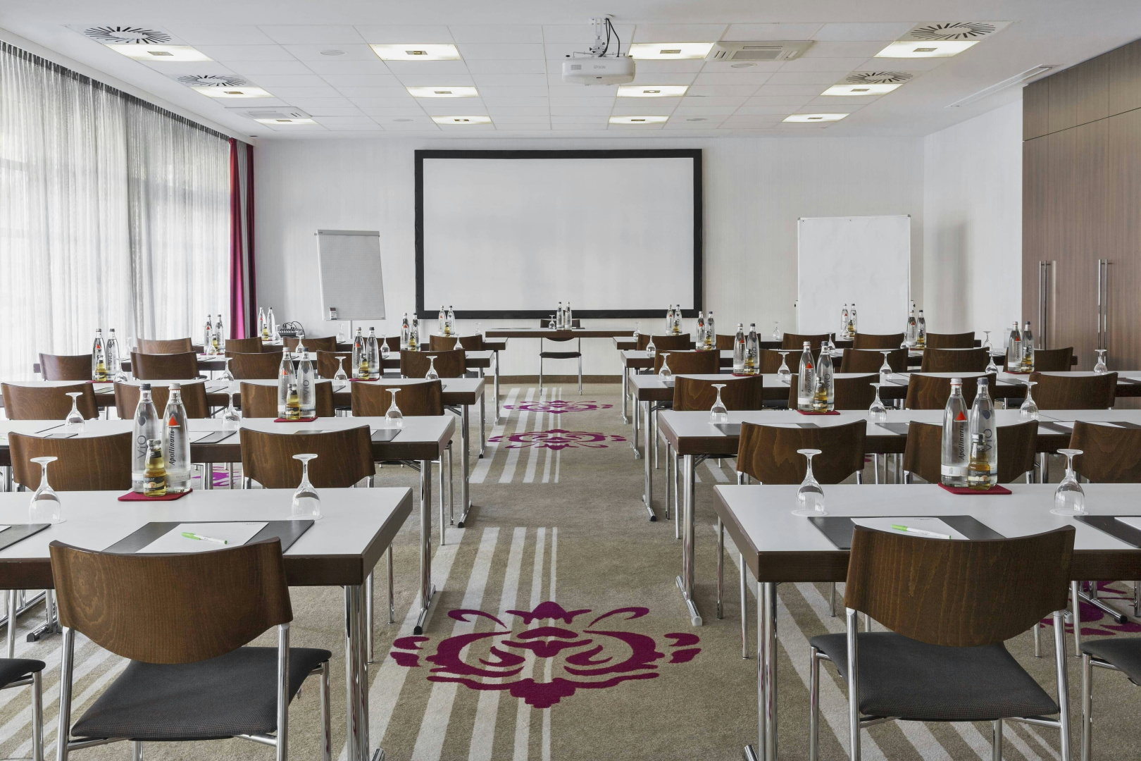 Photo - Courtyard by Marriott Wiesbaden-Nordenstadt