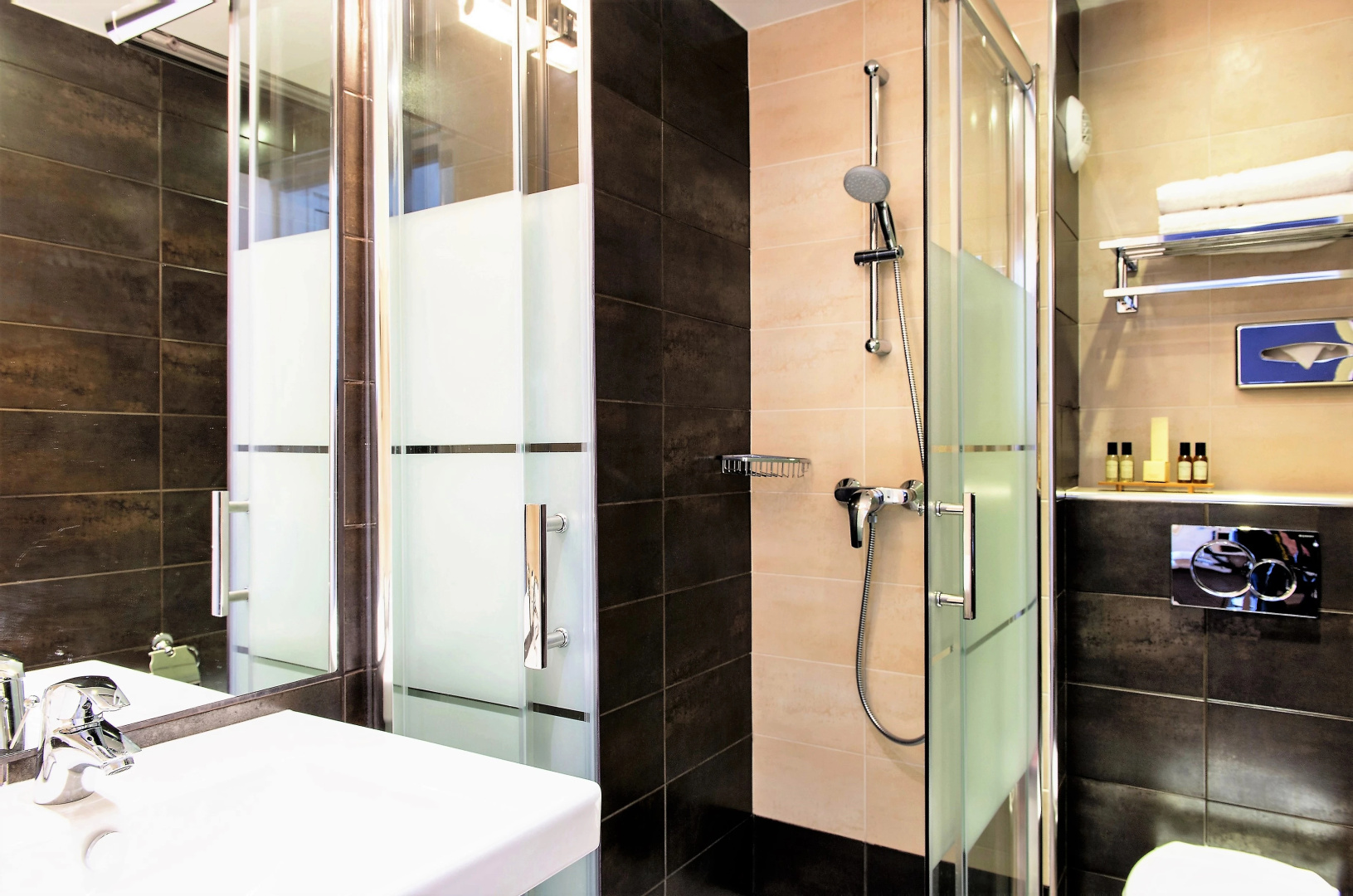 Foto - Hotel Ariane Montparnasse by Patrick Hayat