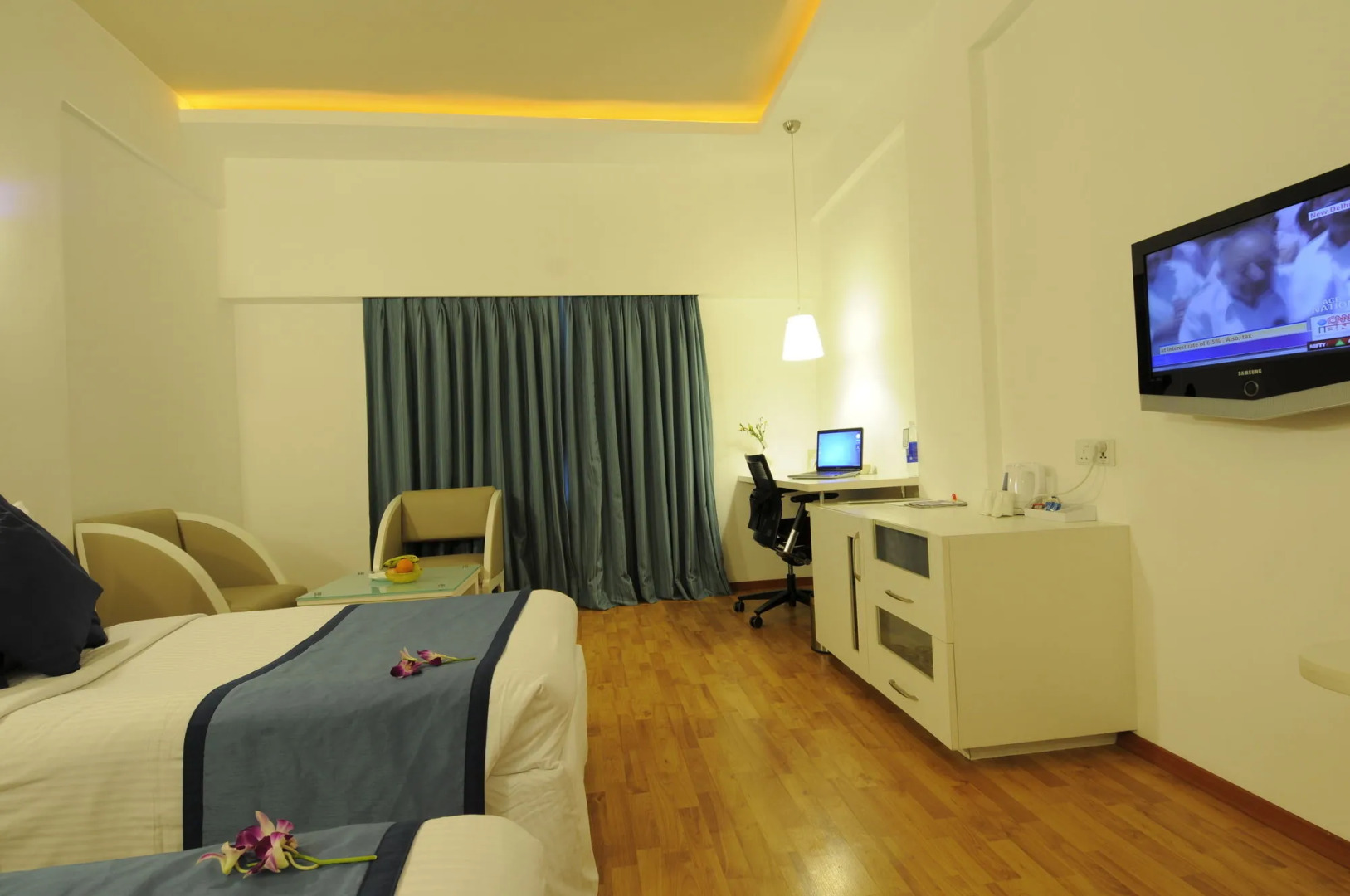 Photo - The Central Court