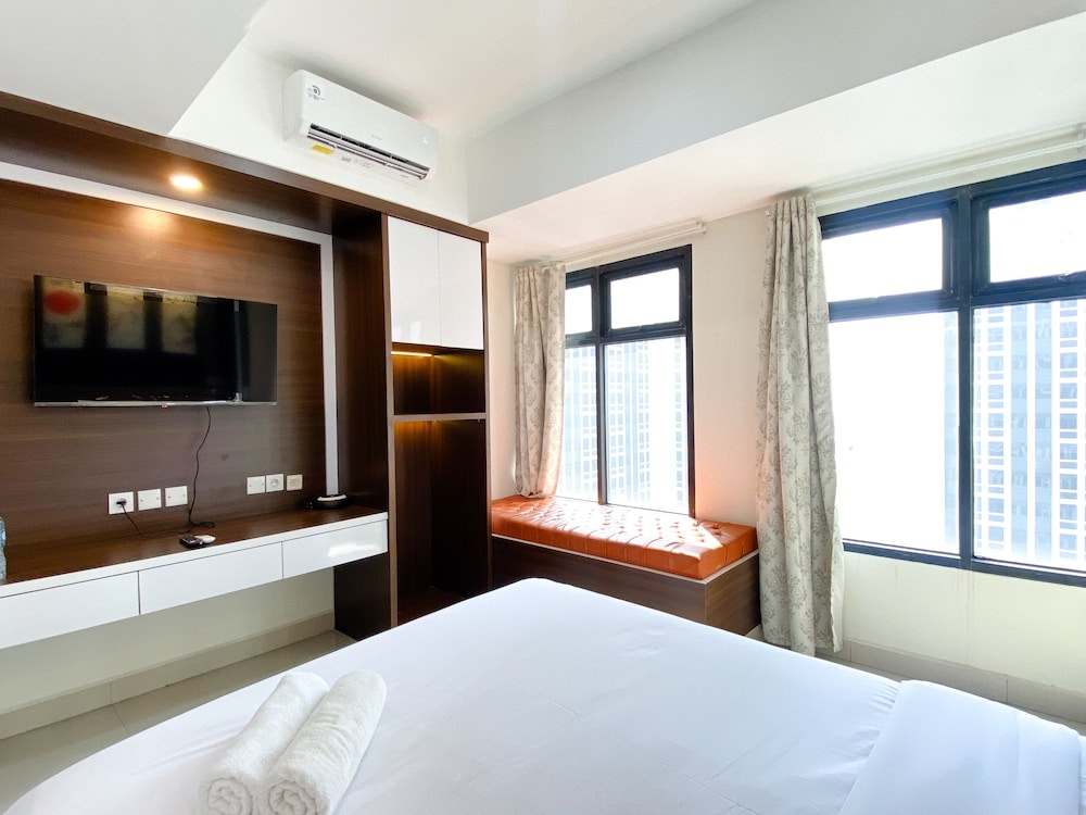 Modern Classic Studio At Pollux Chadstone Apartment