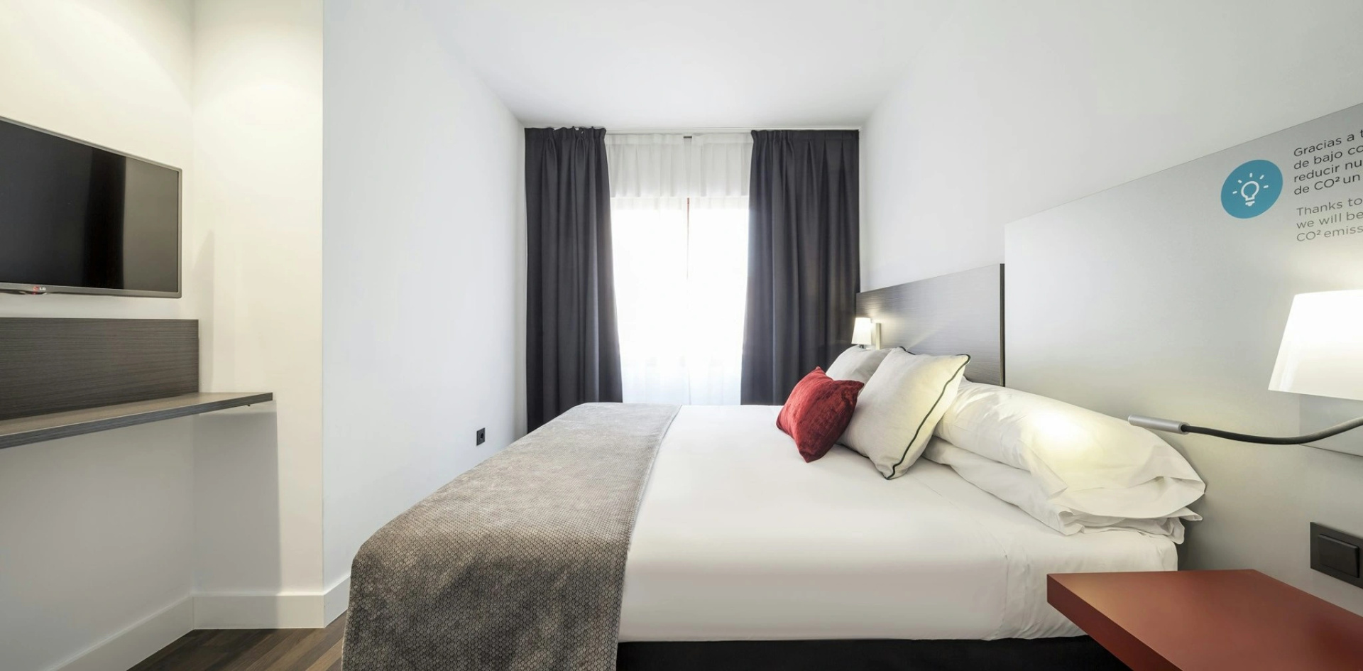 Foto - Ilunion Suites Madrid