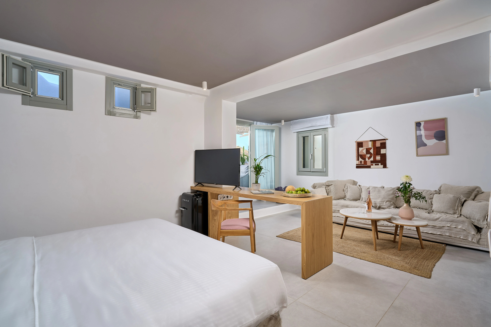 Photo - Adorno Beach Hotel & Suites