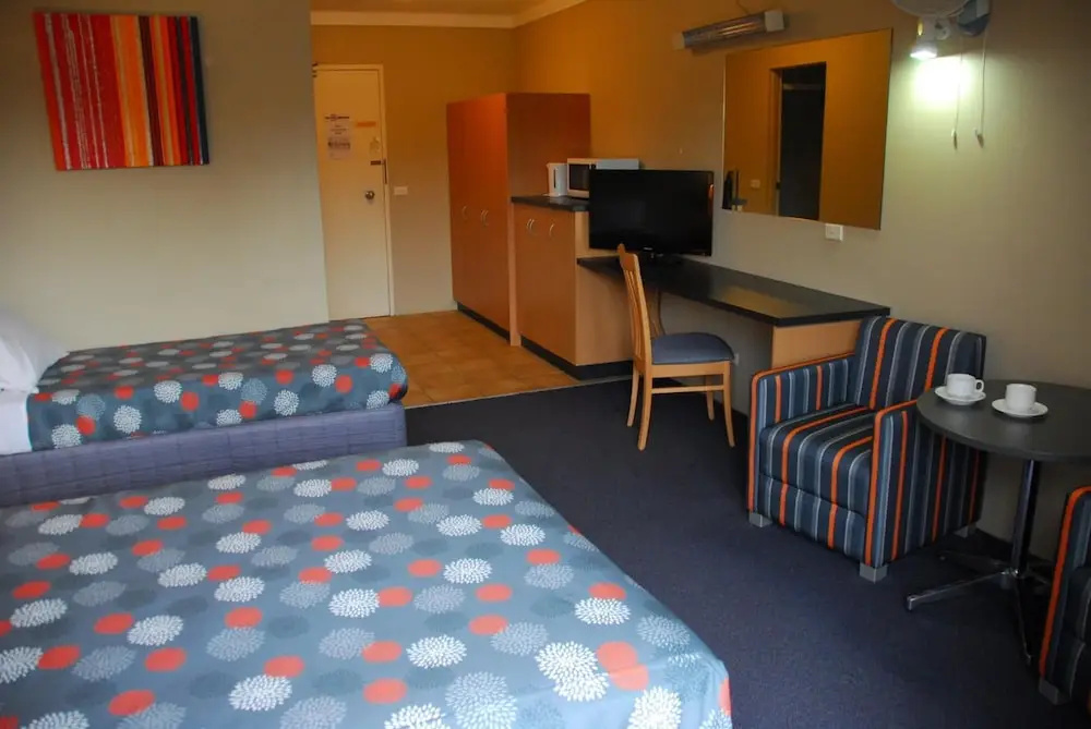 Photo - Southend Hotel