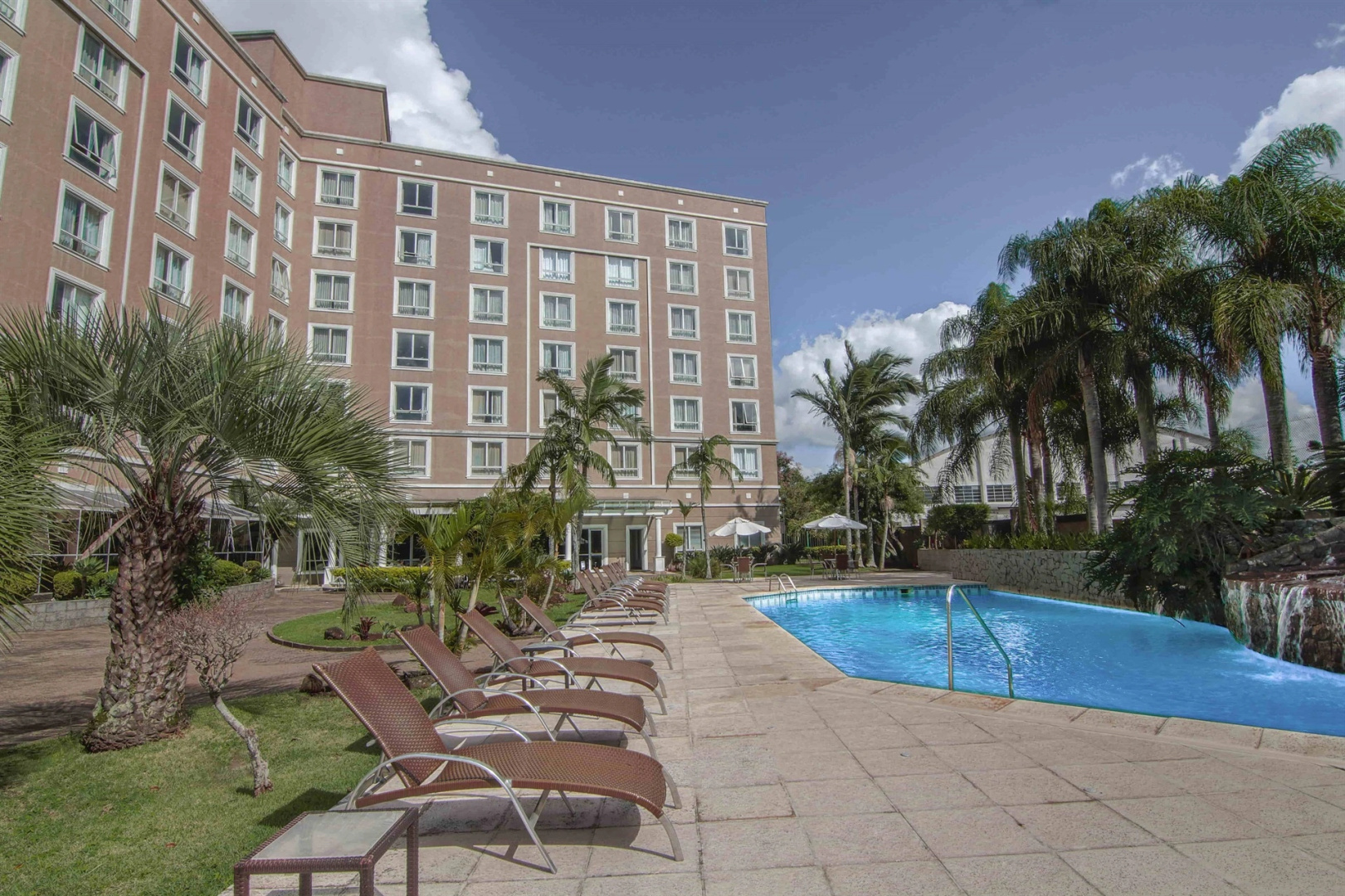 Foto - Hotel Deville Prime Porto Alegre