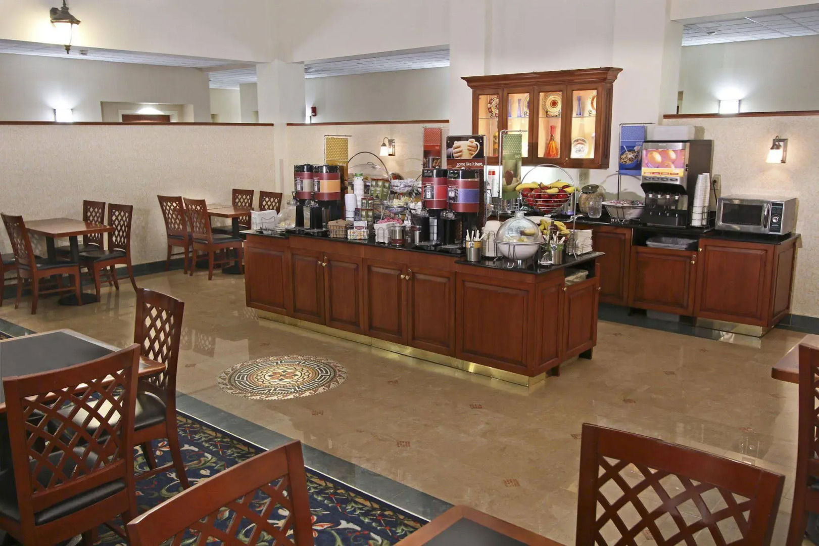 Photo - Hampton Inn & Suites By Hilton - Rockville Centre