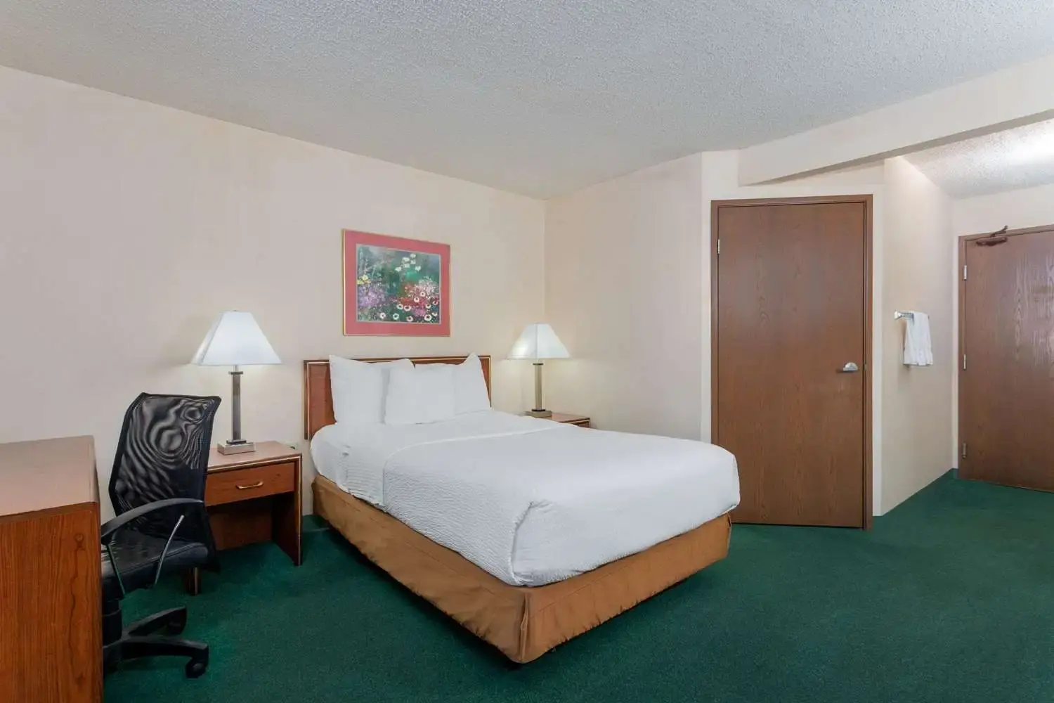 Foto - Norwood Inn & Suites By BlissPoint