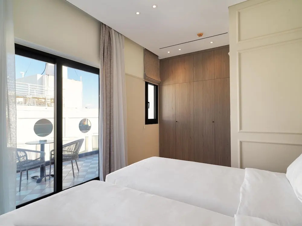 Photo - LIV Mackenzie Beach Suites Larnaca ADULTS ONLY