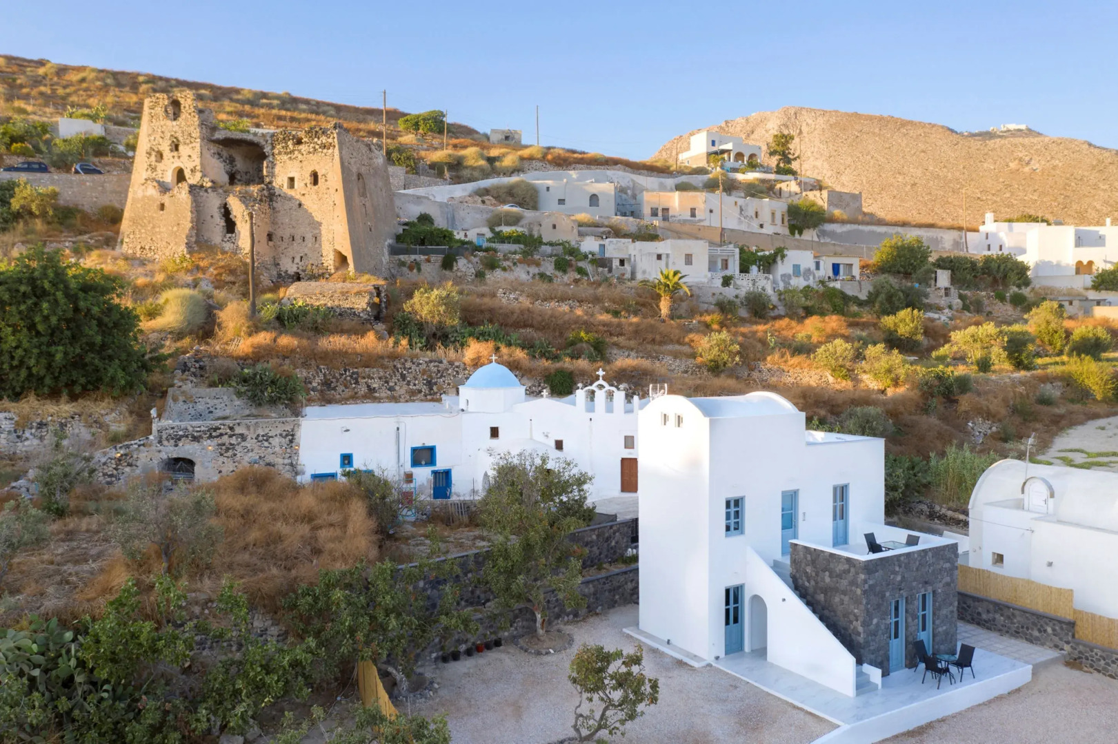 Photo - BlackStone Luxury Suites