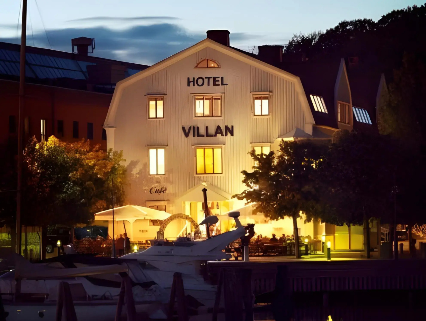 Photo - Dialog Hotel Villan