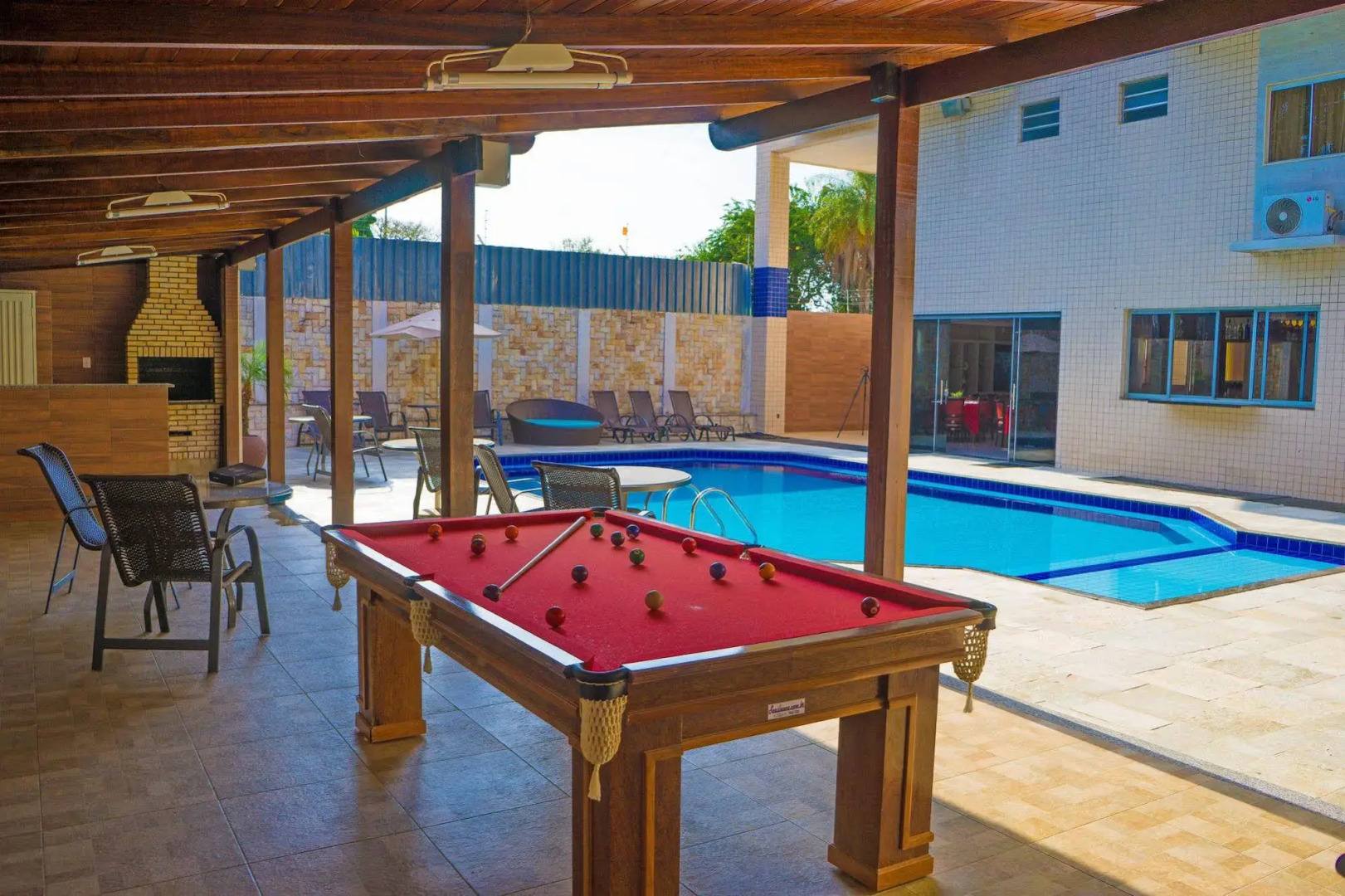 Photo - Laguna Plaza Hotel