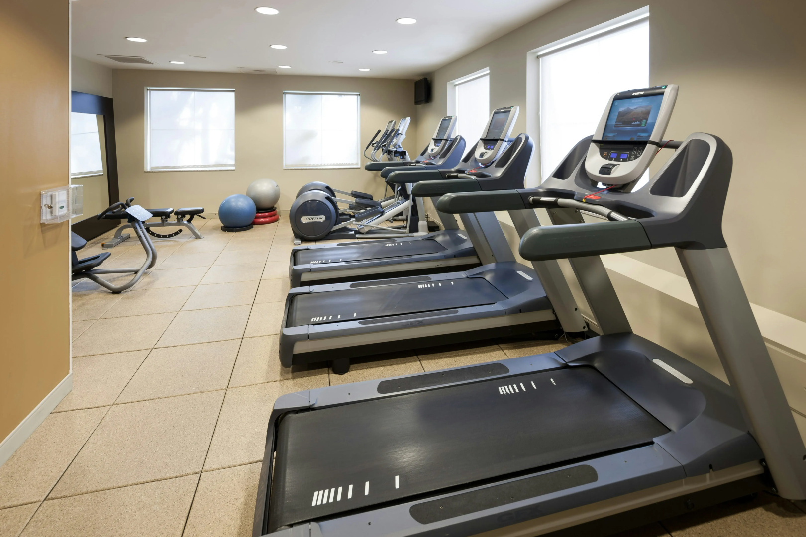 Photo - Embassy Suites by Hilton Tampa Brandon