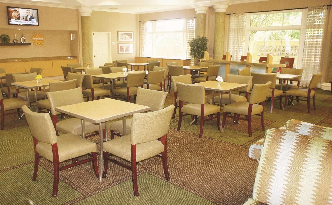 Photo - La Quinta Inn & Suites by Wyndham Austin Southwest