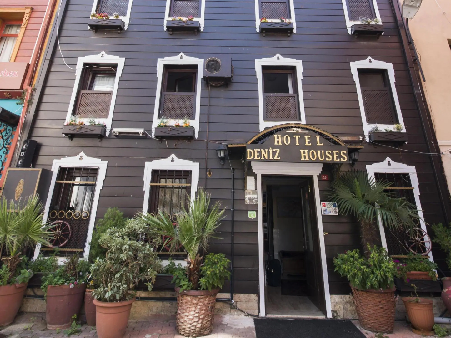 HOTEL DENIZ HOUSES