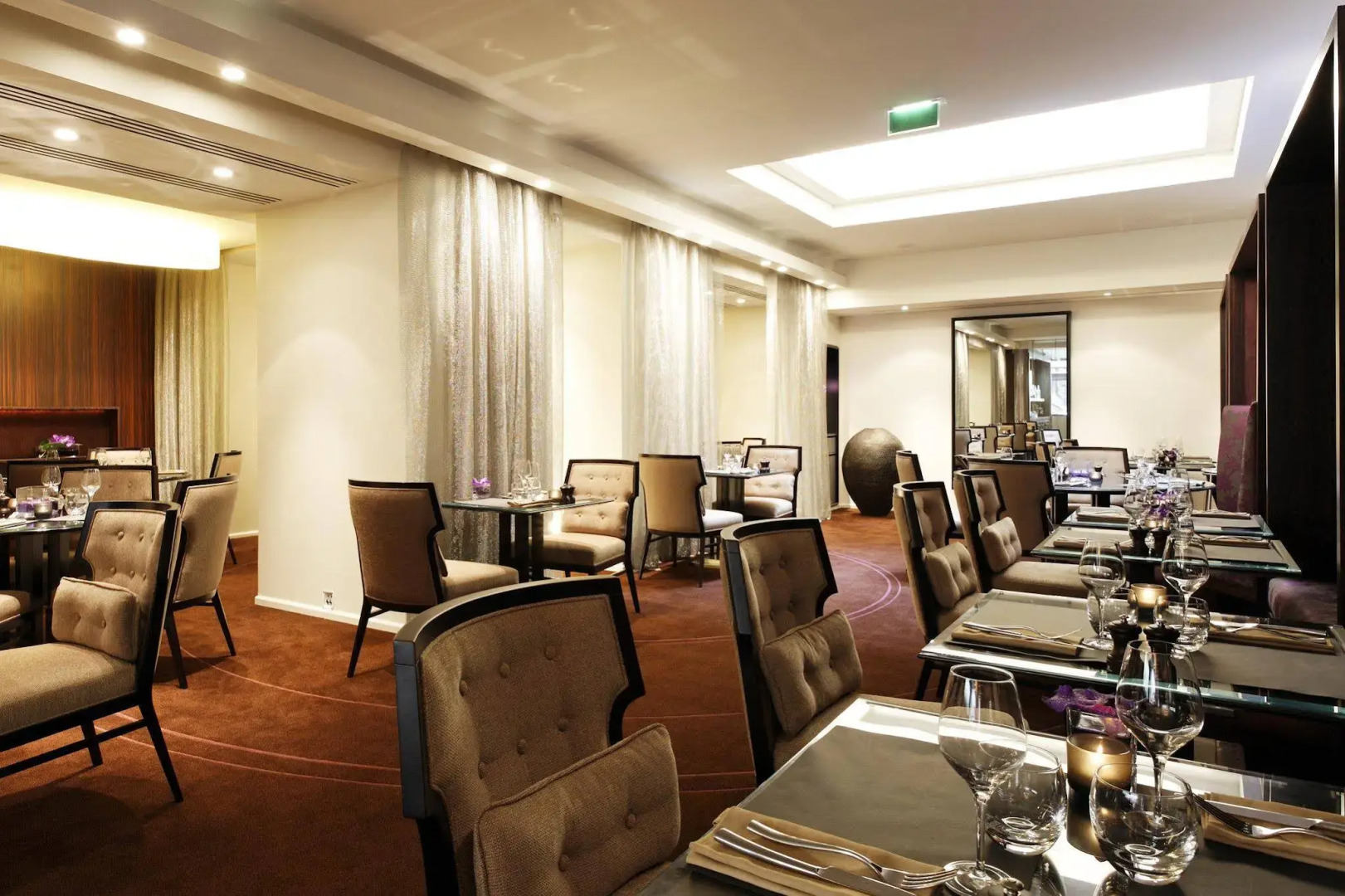 Foto - La Tremoille Paris