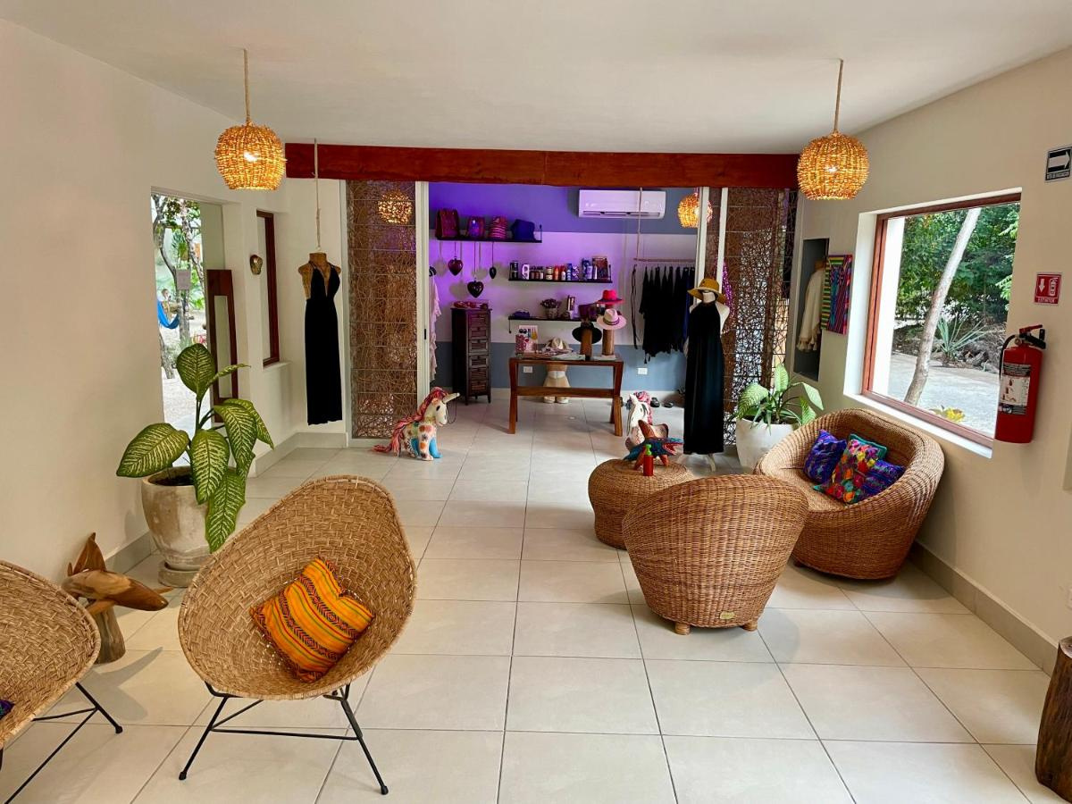 Photo - Niik Tulum