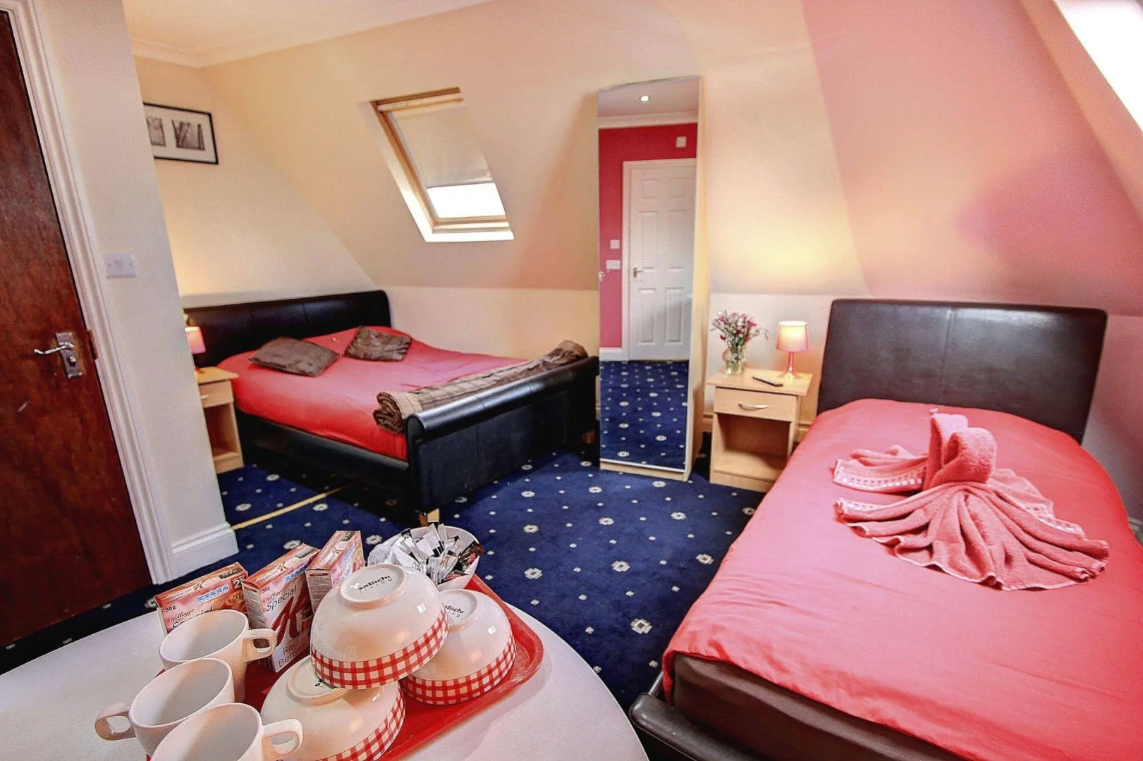 Photo - Beaconsfield Hotel