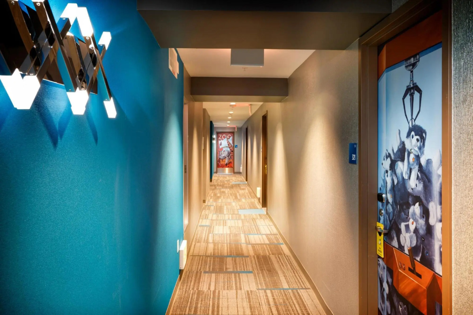 Photo - Staypineapple, Hotel Z, Gaslamp San Diego