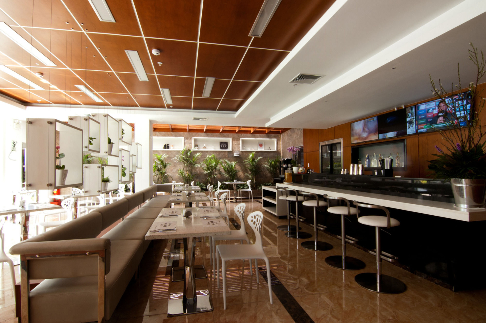 Photo - LYZ Business Hotel