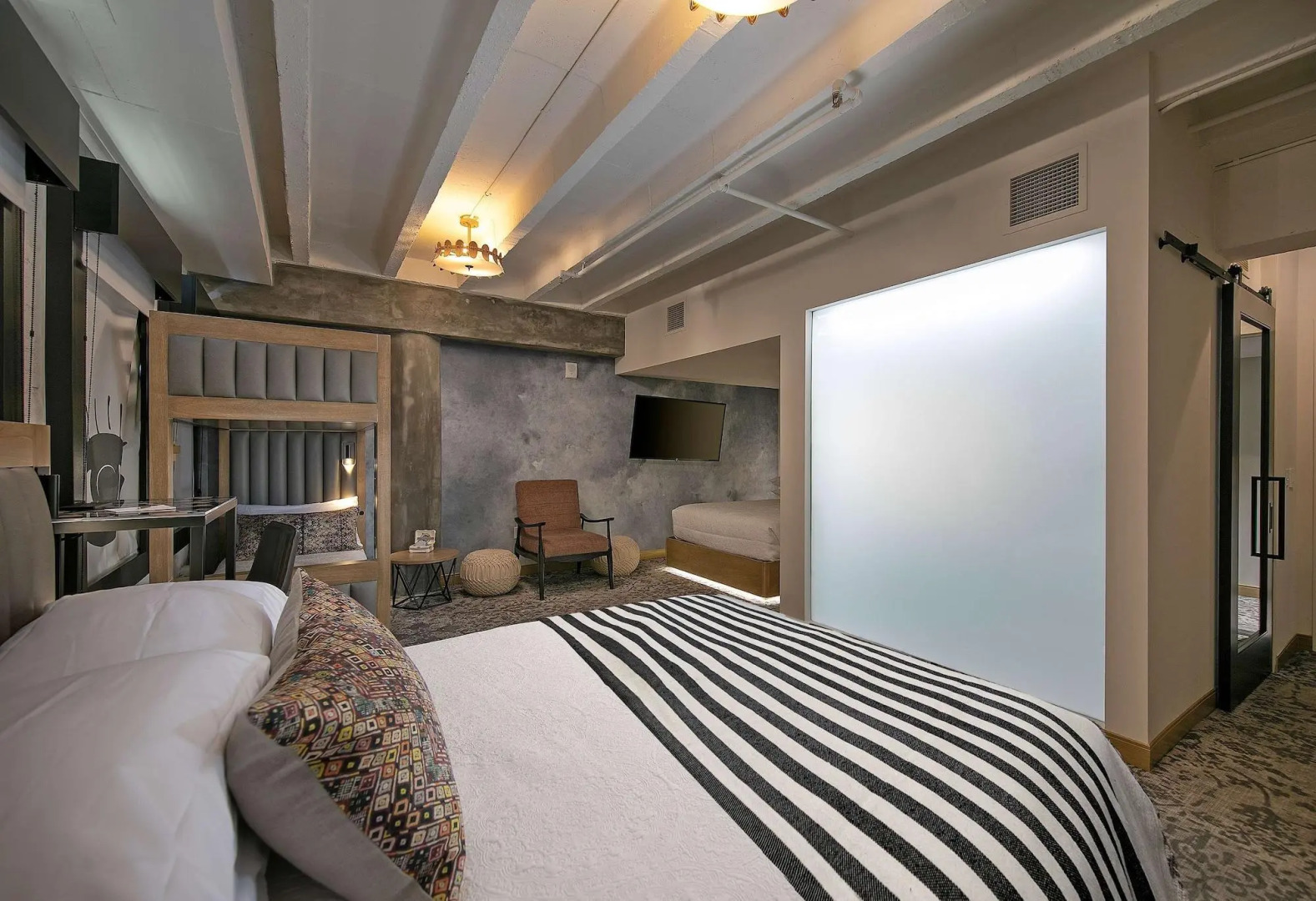 Photo - The Wayfarer Downtown LA, Tapestry Collection by Hilton