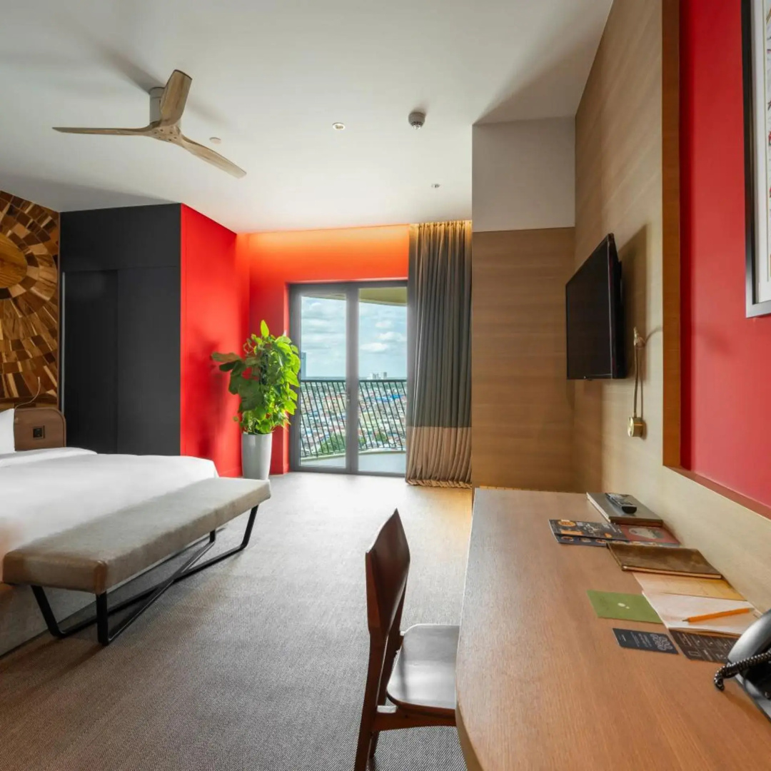 Photo - SUN & MOON, Riverside Hotel